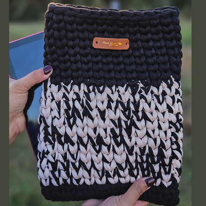Crochet Tablet Cover-Black & Beige