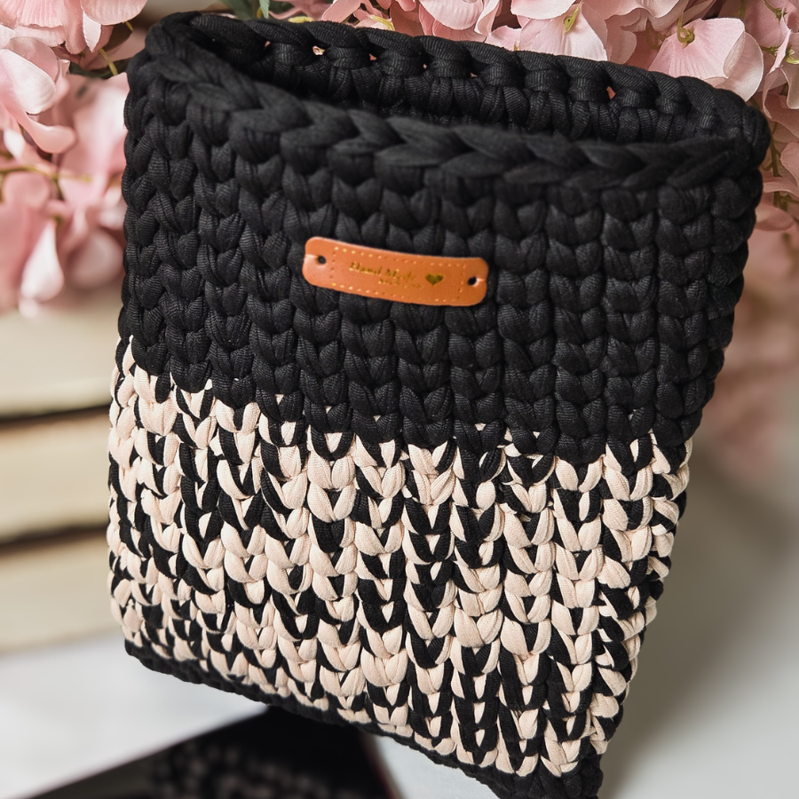 Crochet Tablet Cover-Black & Beige