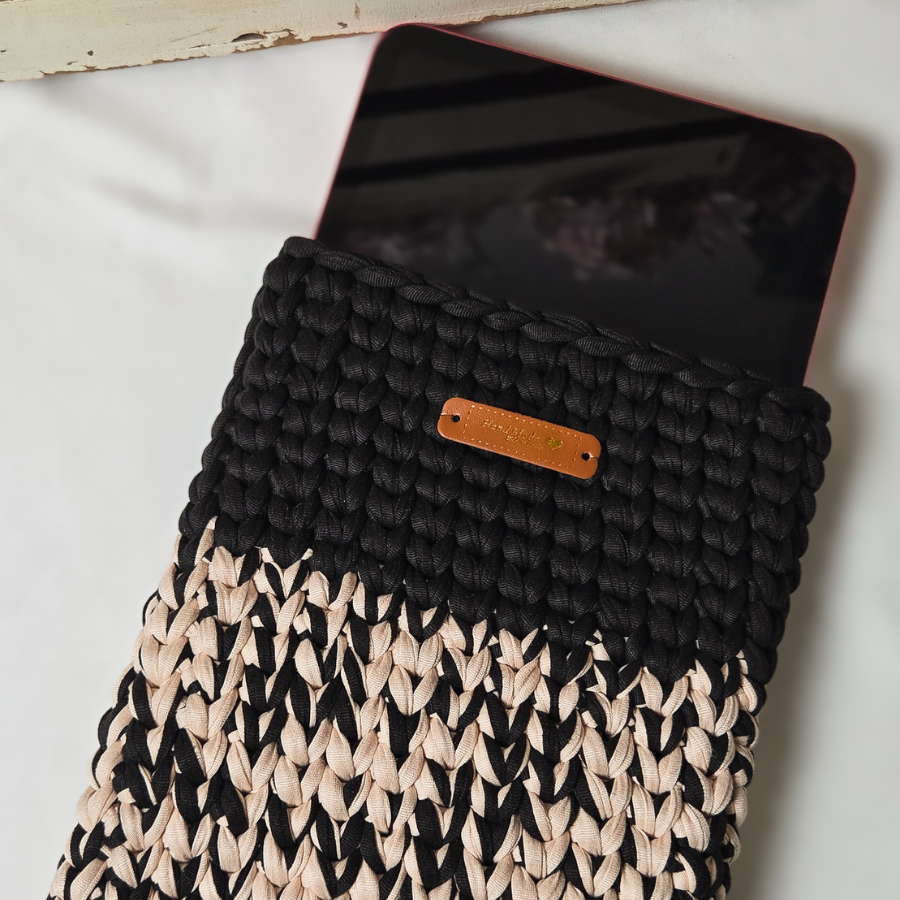Crochet Tablet Cover-Black & Beige